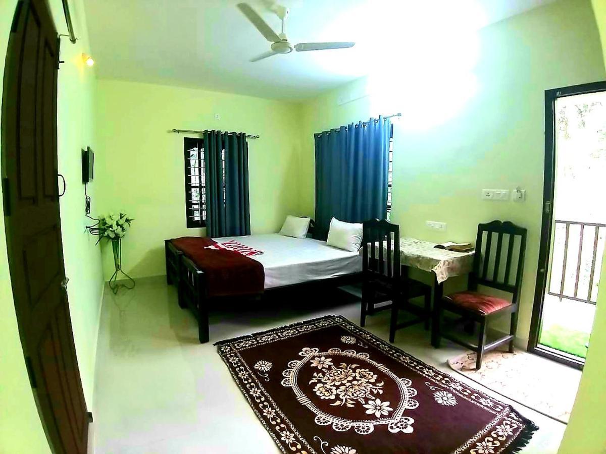 Dean Dale Cottages Thekkady Cameră foto