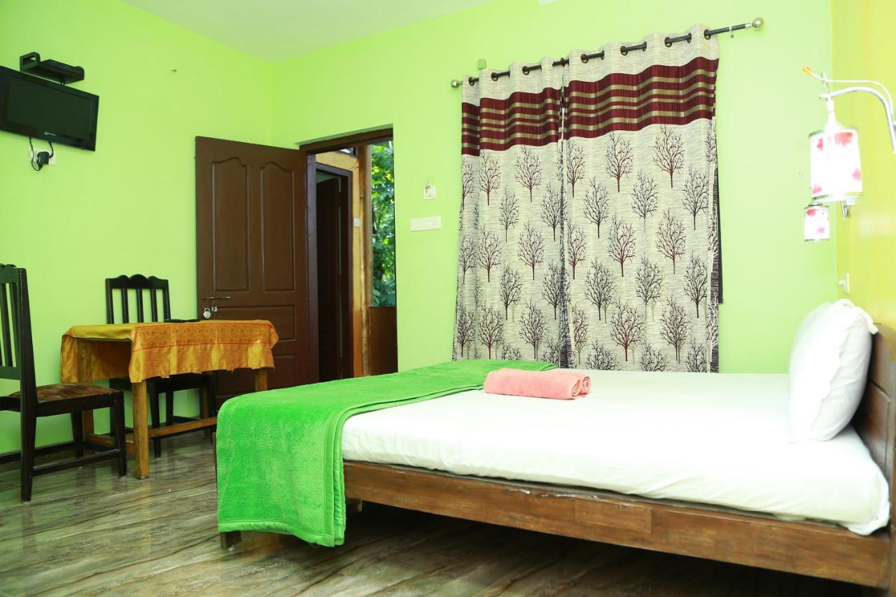 Dean Dale Cottages Thekkady Exterior foto